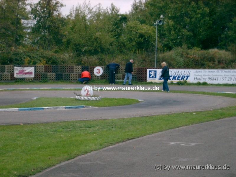 4_h_Rennen_2003 (26).JPG - Wo ist denn jetzt der Sch....??
